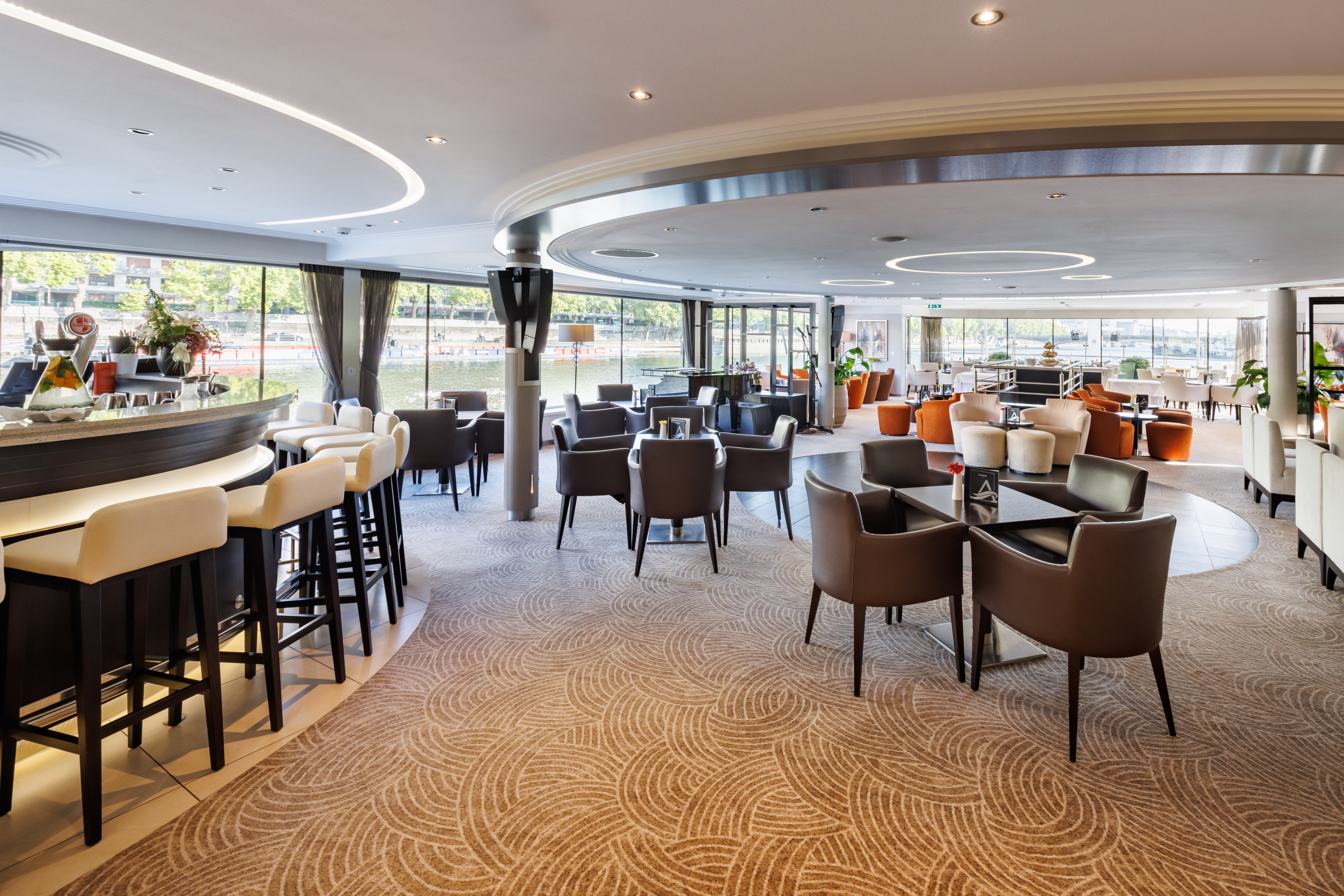Avalon Waterways Avalon Tapestry Ii Panorama Lounge 1 ©Bence Fejes